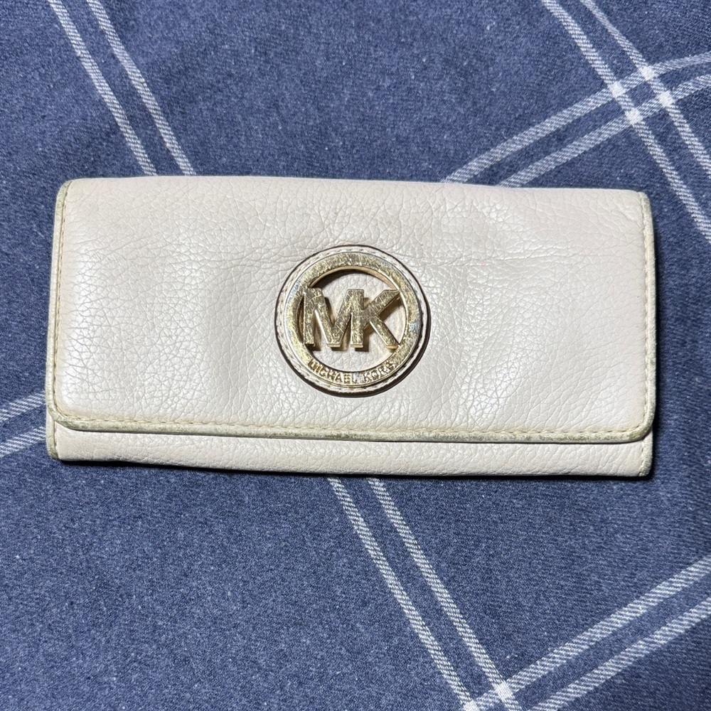 Michael Kors Off-White Leather Wallet